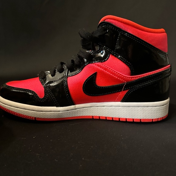 Nike shoes no box - Picture 3 of 9